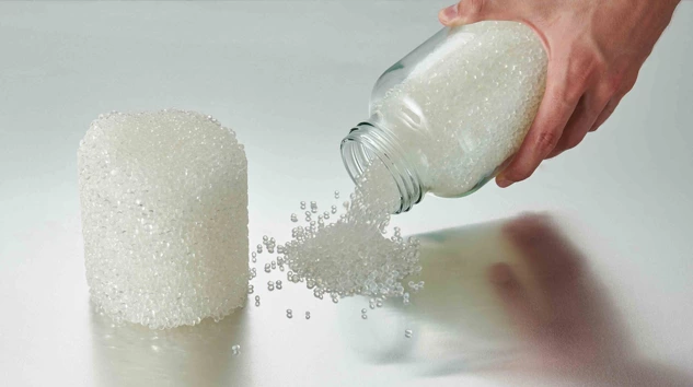 Silica as anti clumbing agent